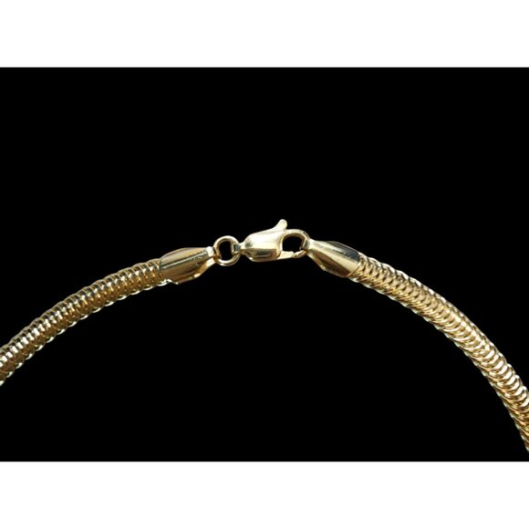 Gold-Tone Necklace Textured Double Circle Pendant & Lobster Clasp Multi Rings - Picture 3 of 6